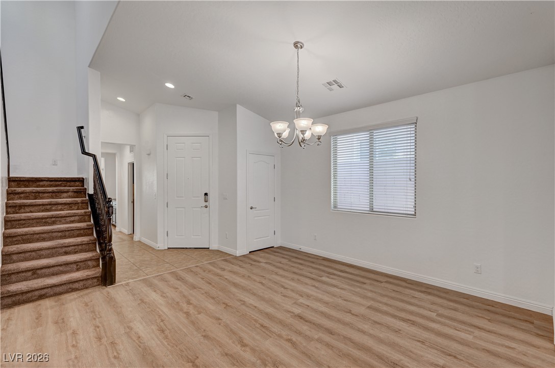 7272 Spring Flower Avenue Las Vegas, NV 89117 - Photo 3 of 24