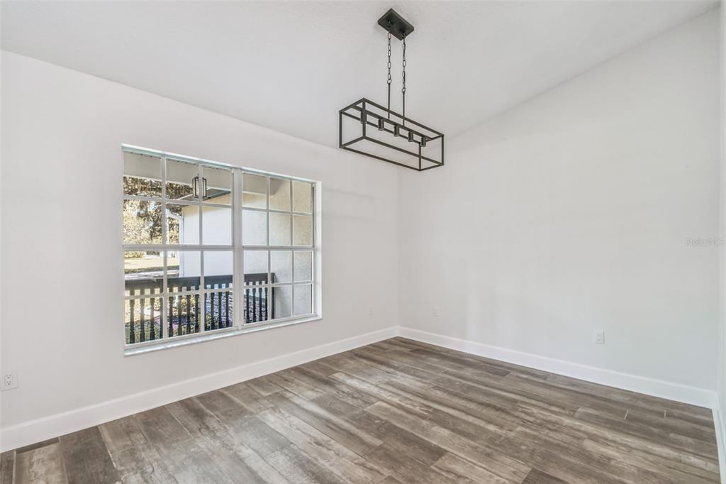 2513 North Valrico Road Seffner, FL 33584 - Photo 15 of 85