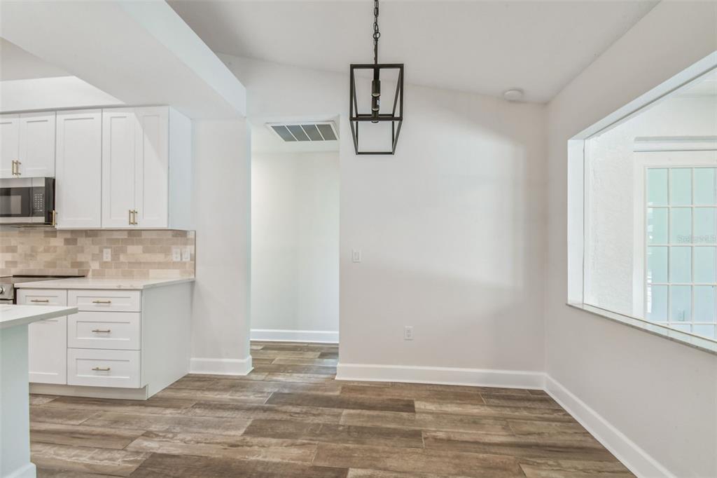 2513 North Valrico Road Seffner, FL 33584 - Photo 32 of 85