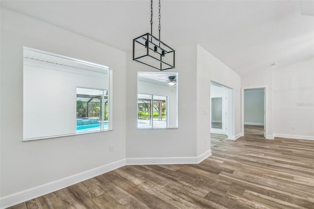 2513 North Valrico Road Seffner, FL 33584 - Photo 34 of 85