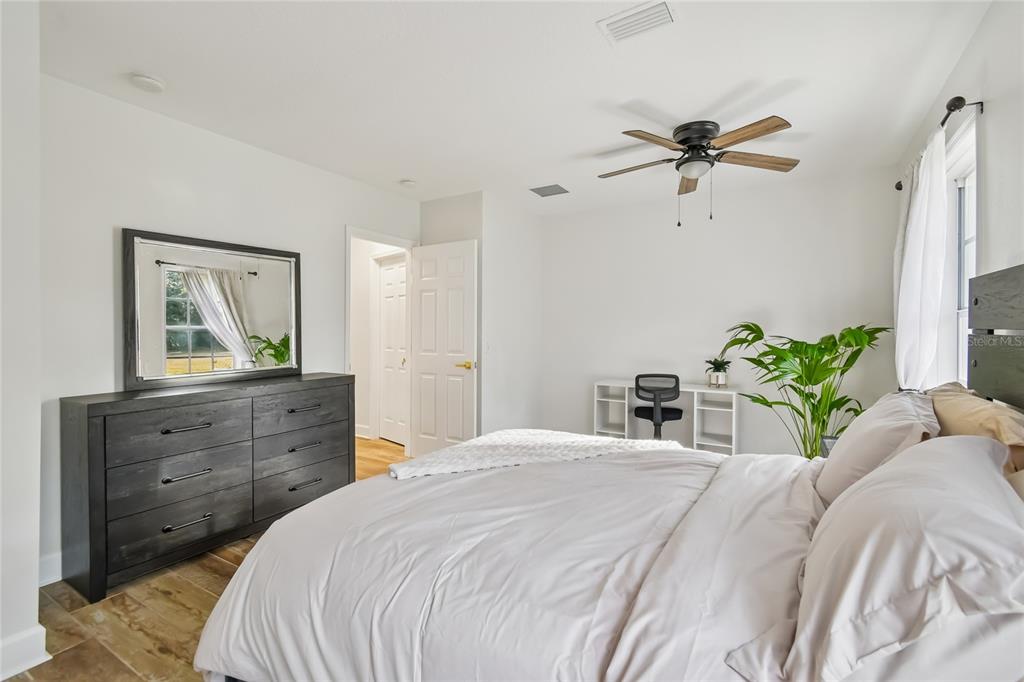 2513 North Valrico Road Seffner, FL 33584 - Photo 40 of 76