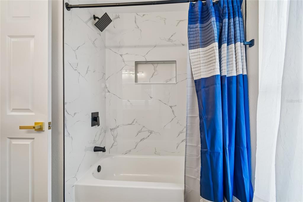 2513 North Valrico Road Seffner, FL 33584 - Photo 46 of 76