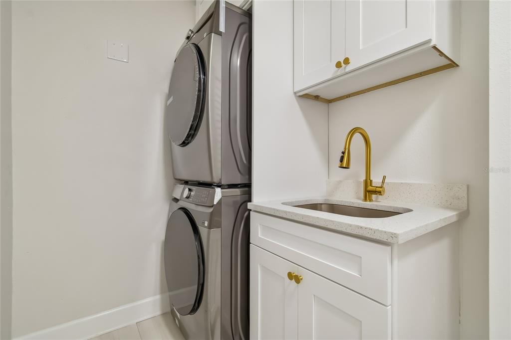 2513 North Valrico Road Seffner, FL 33584 - Photo 49 of 76