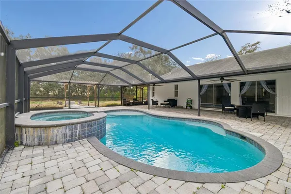 $845,000 | 2513 North Valrico Road, Seffner, FL 33584