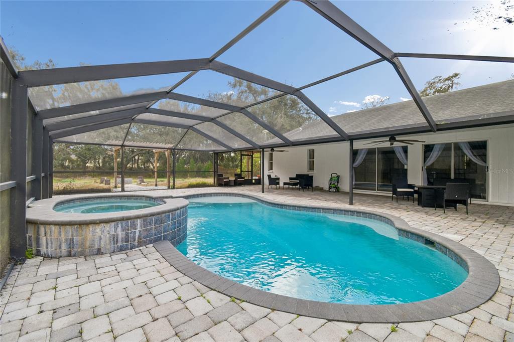 2513 North Valrico Road Seffner, FL 33584 - Photo 57 of 76