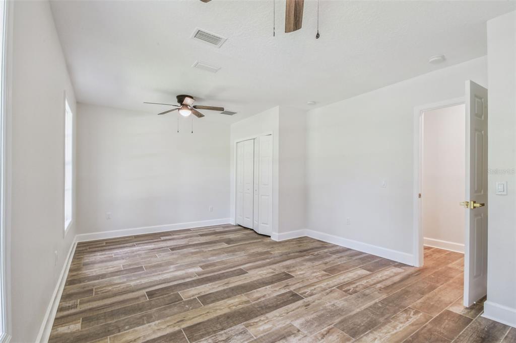 2513 North Valrico Road Seffner, FL 33584 - Photo 59 of 85