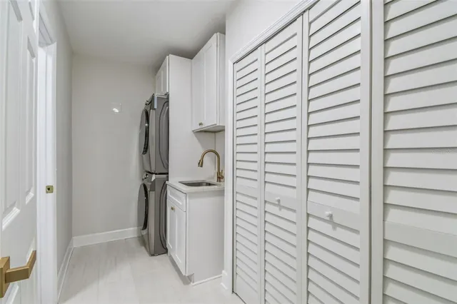 $855,000 | 2513 North Valrico Road, Seffner, FL 33584