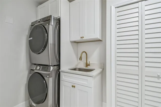 $855,000 | 2513 North Valrico Road, Seffner, FL 33584