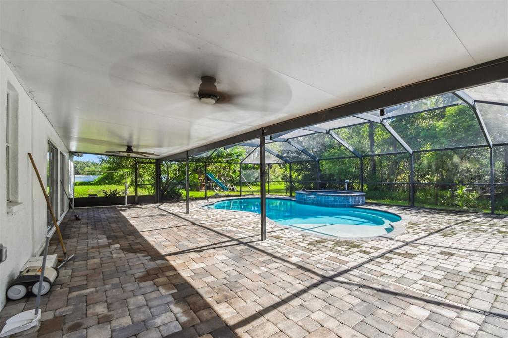 2513 North Valrico Road Seffner, FL 33584 - Photo 68 of 85