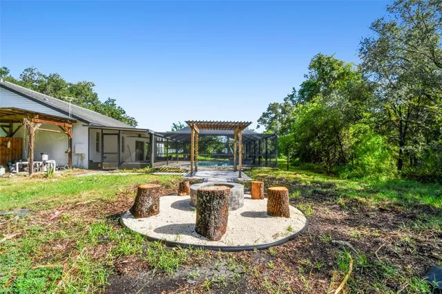 $855,000 | 2513 North Valrico Road, Seffner, FL 33584