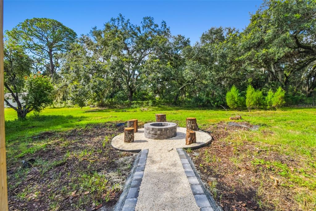 2513 North Valrico Road Seffner, FL 33584 - Photo 75 of 85