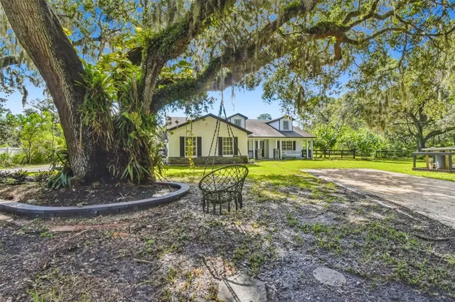 $855,000 | 2513 North Valrico Road, Seffner, FL 33584