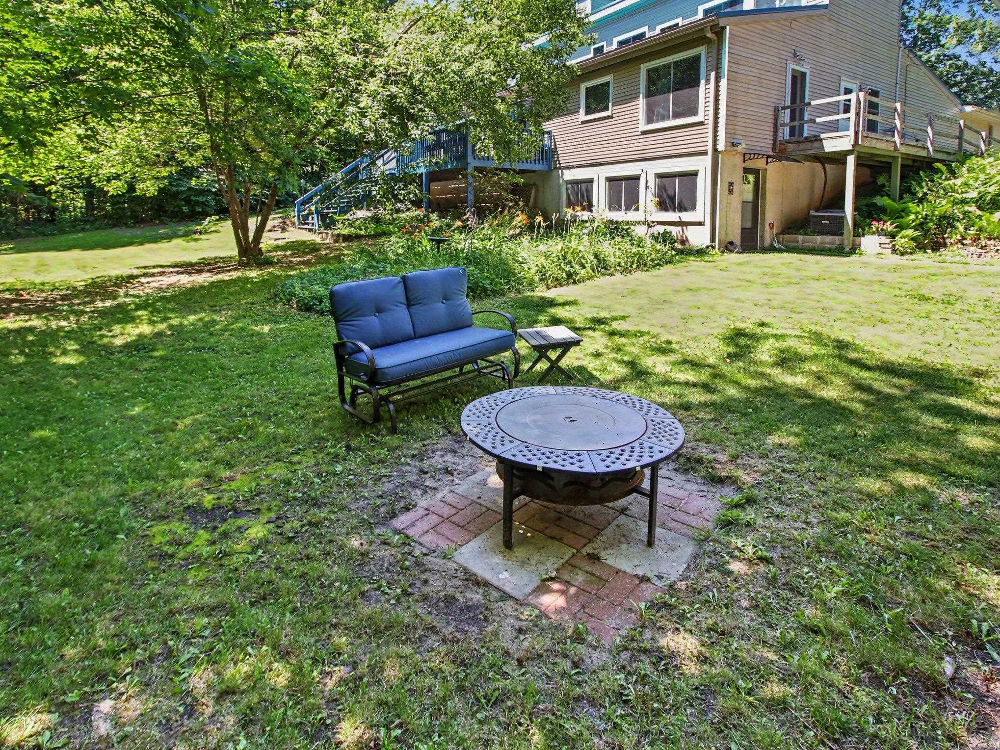 10212 East 48 Road Cadillac, MI 49601 - Photo 3 of 38