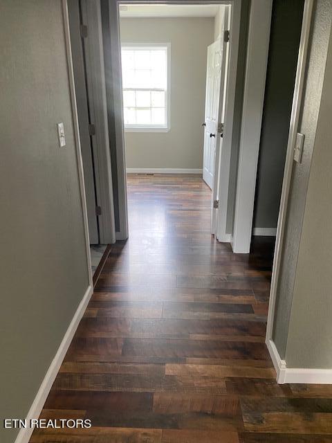 108 Thompson Street Athens, TN 37303 - Photo 13 of 28 thumbnail_IMG_1363