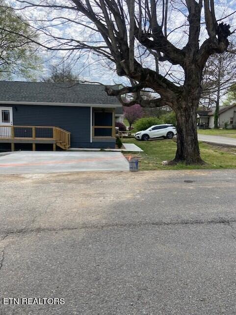 108 Thompson Street Athens, TN 37303 - Photo 24 of 28 thumbnail_IMG_1354