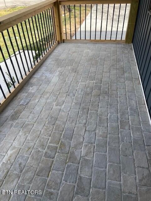 108 Thompson Street Athens, TN 37303 - Photo 5 of 28 thumbnail_IMG_1376