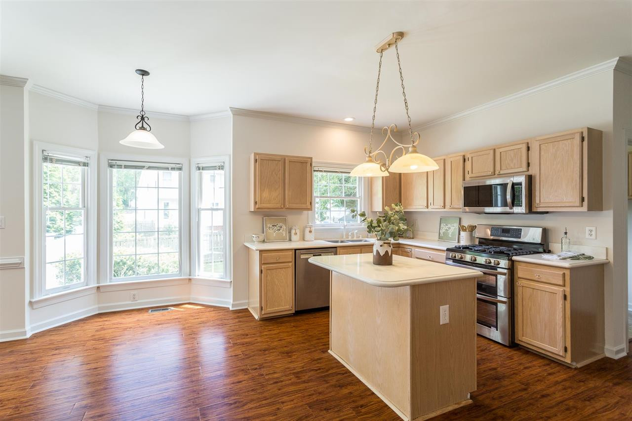5601 Barham Court Raleigh, NC 27613 - Photo 18 of 30 Breakfast Area