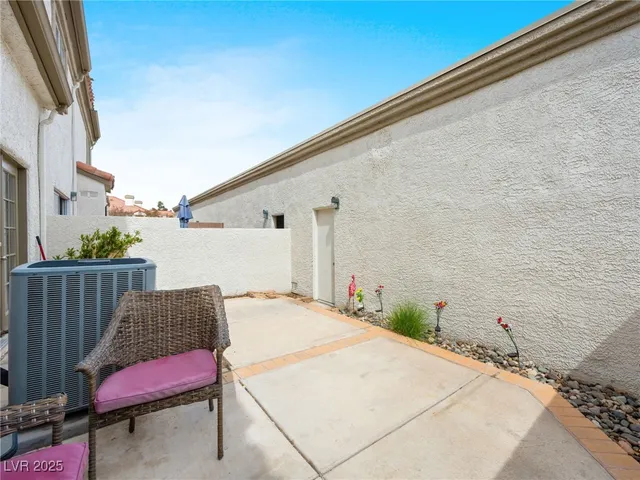 $319,000 | 353 Seine Way, Unit N, Henderson, NV 89014