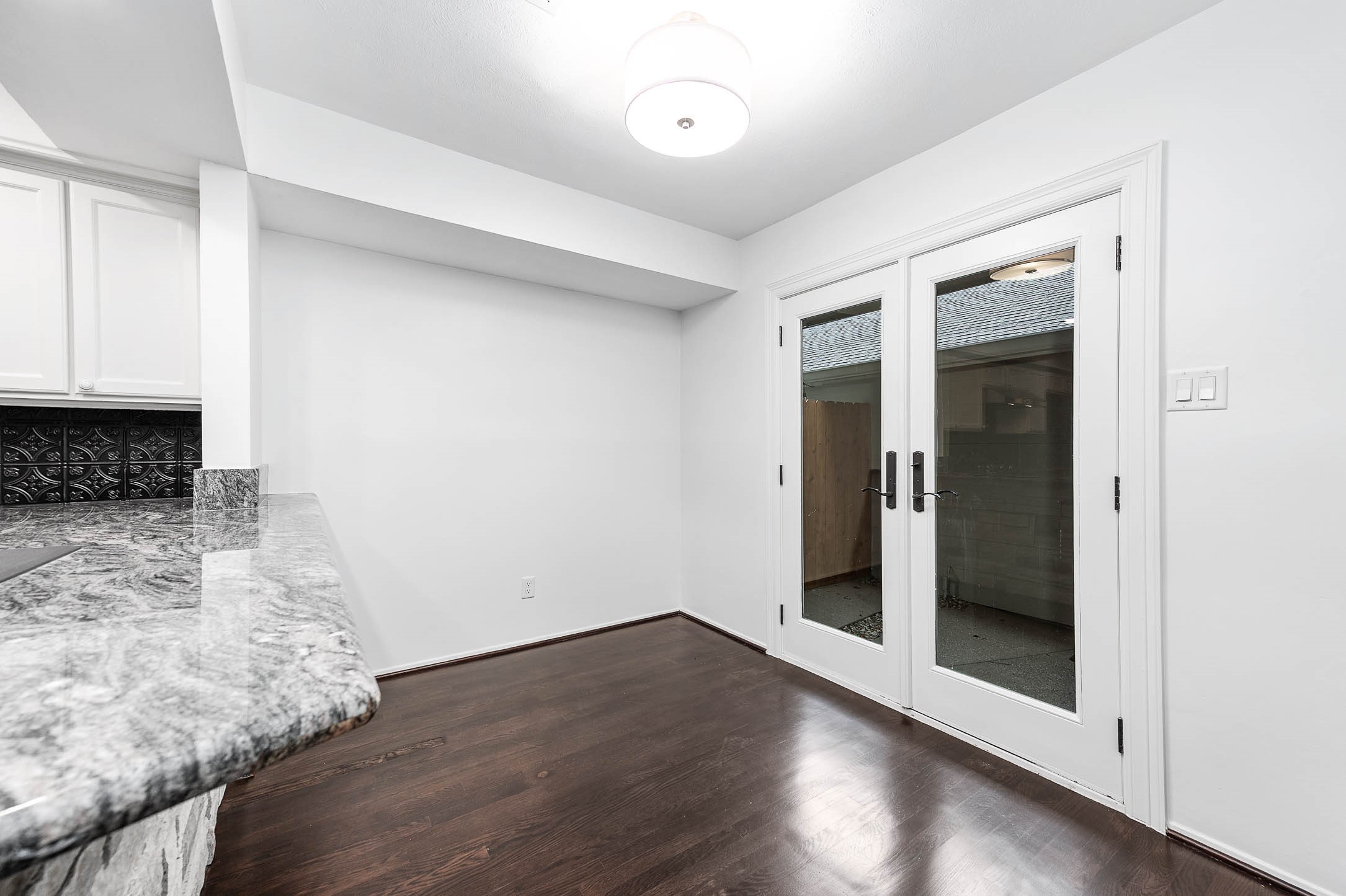 727 Bunker Hill Road, Unit 104 Houston, TX 77024 - Photo 23 of 34