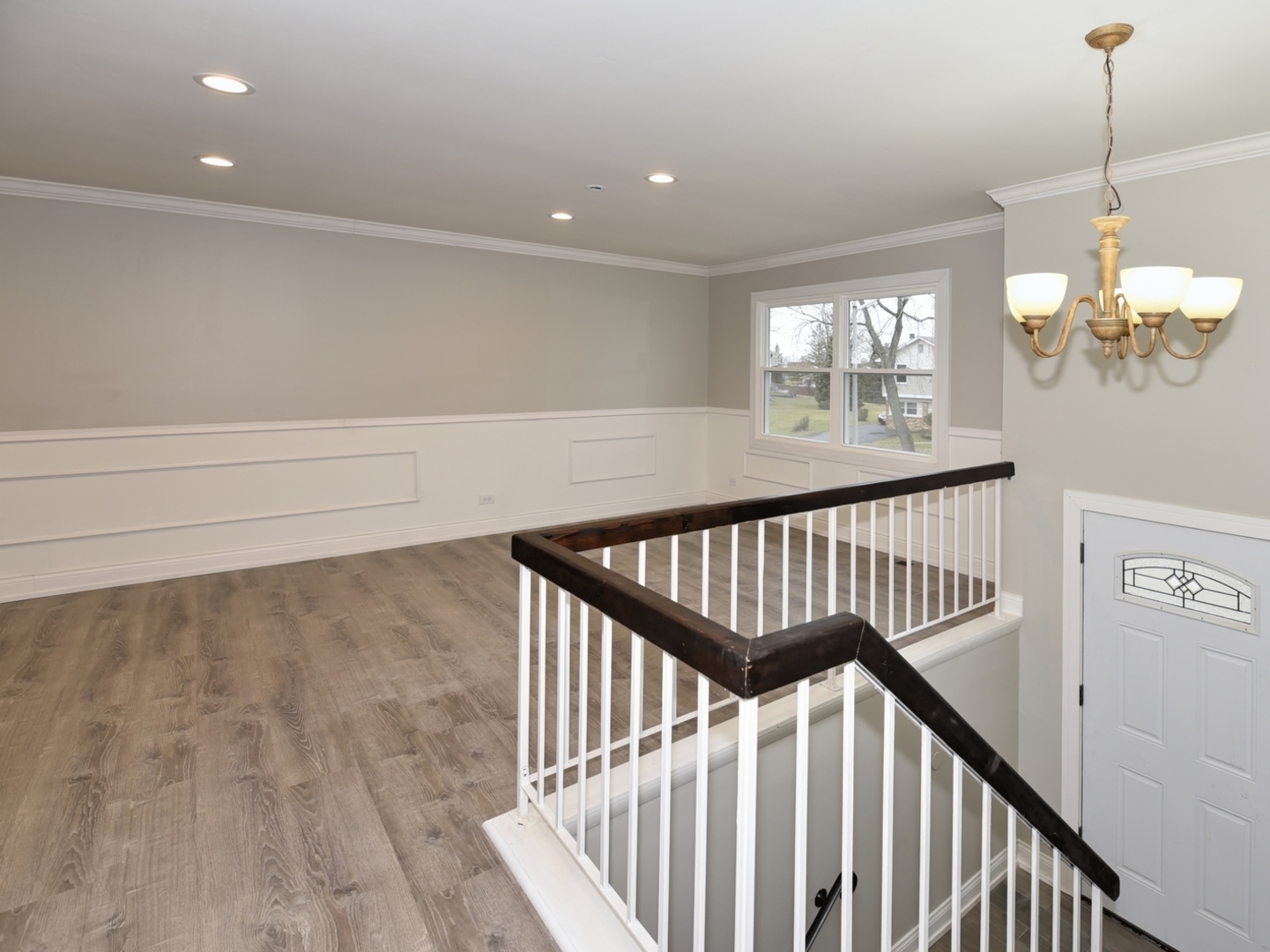 5605 Crestwood Road Matteson, IL 60443 - Photo 12 of 21 a view of entryway and hall with wooden floor