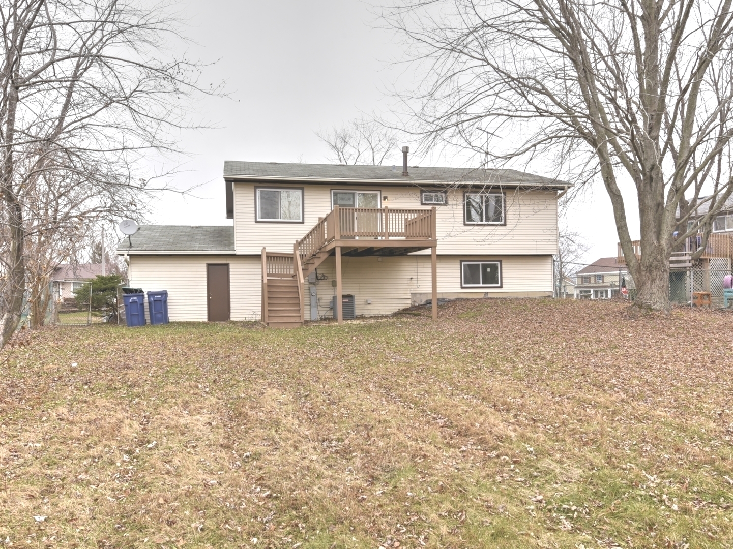 5605 Crestwood Road Matteson, IL 60443 - Photo 19 of 21 a view of a yard in front of house with large trees