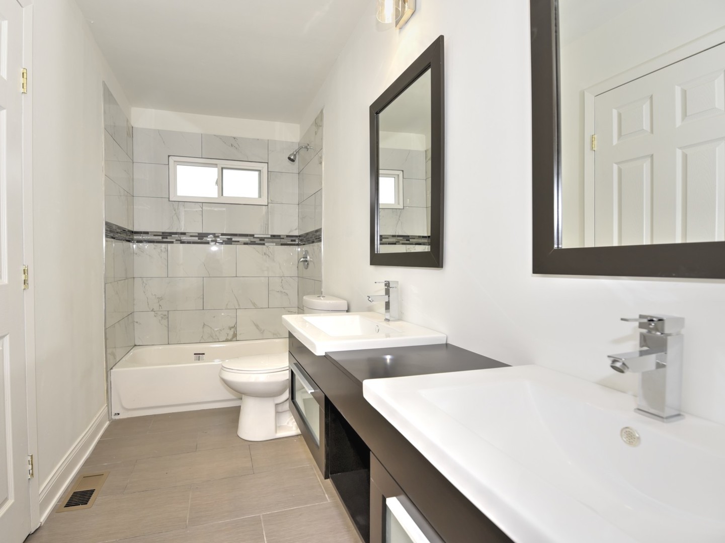5605 Crestwood Road Matteson, IL 60443 - Photo 7 of 21 a bathroom with a sink a toilet and shower
