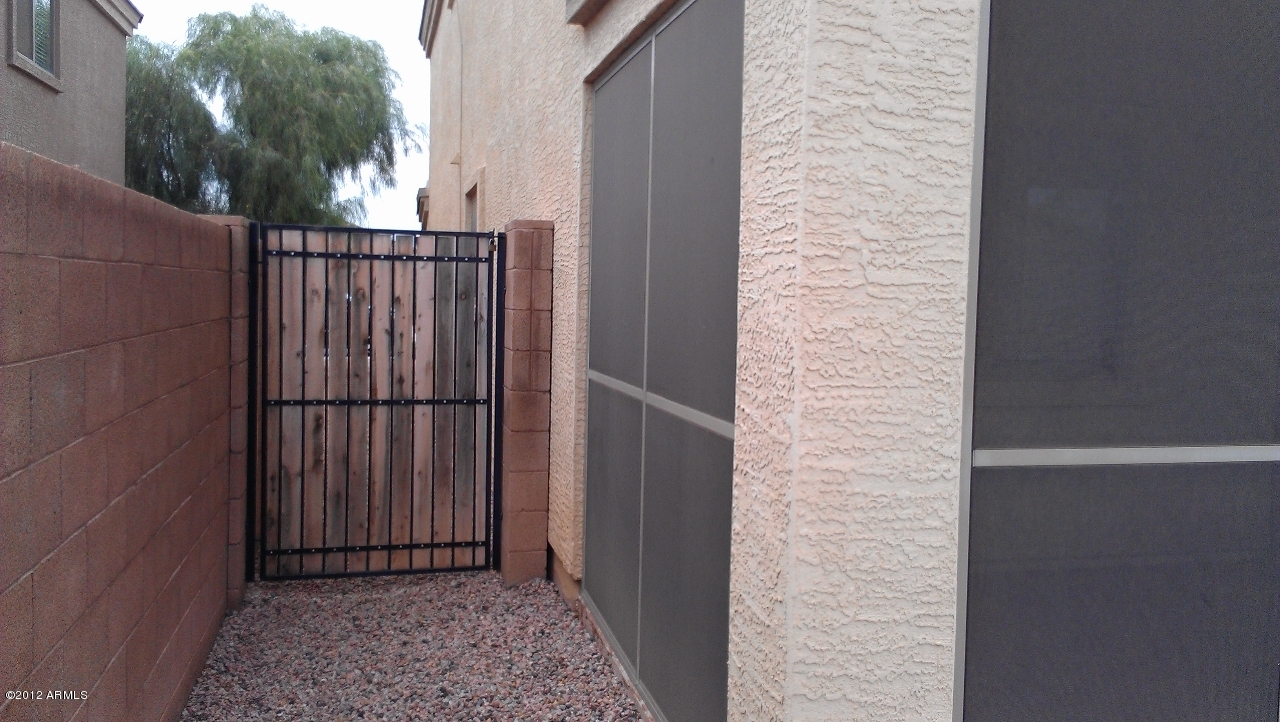 43324 West Cowpath Road Maricopa, AZ 85138 - Photo 11 of 16 2012-09-08 12