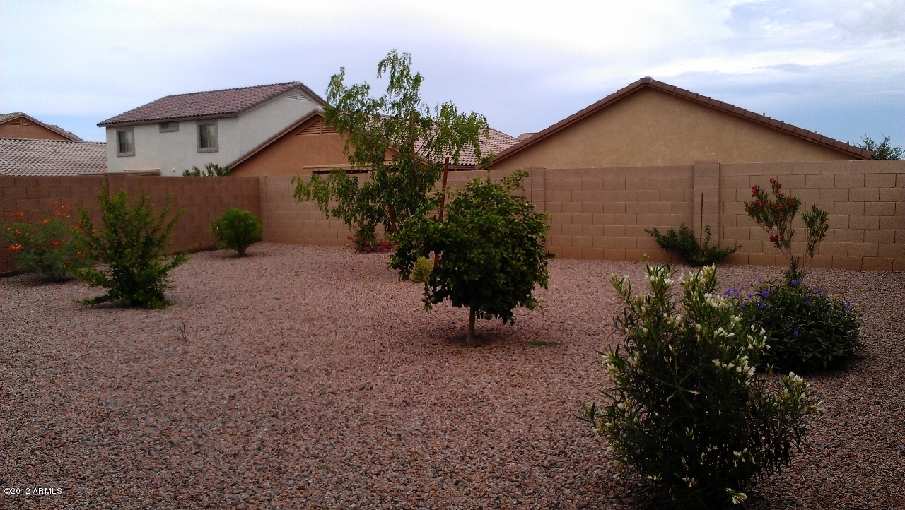 43324 West Cowpath Road Maricopa, AZ 85138 - Photo 10 of 16 2012-09-08 12