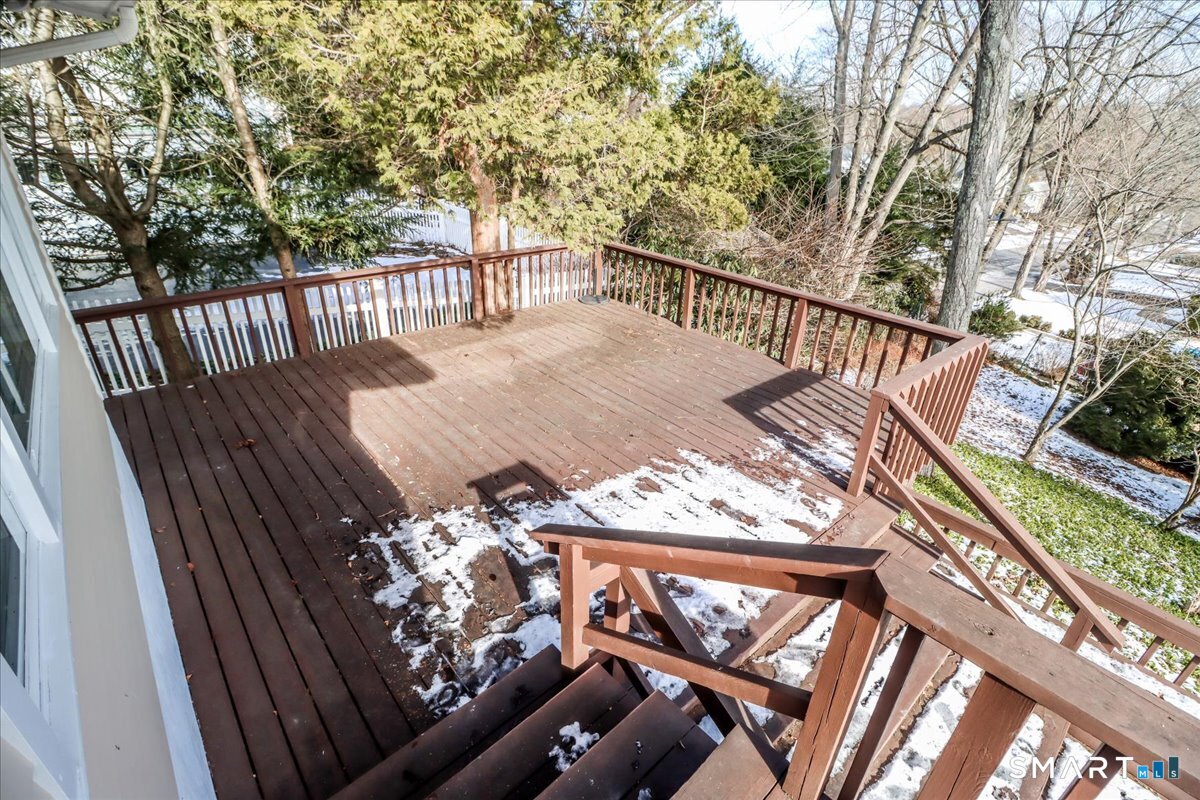 65 Bailey Road Fairfield, CT 06825 - Photo 26 of 40