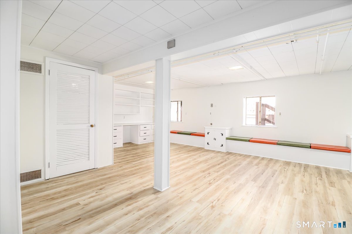 65 Bailey Road Fairfield, CT 06825 - Photo 31 of 40