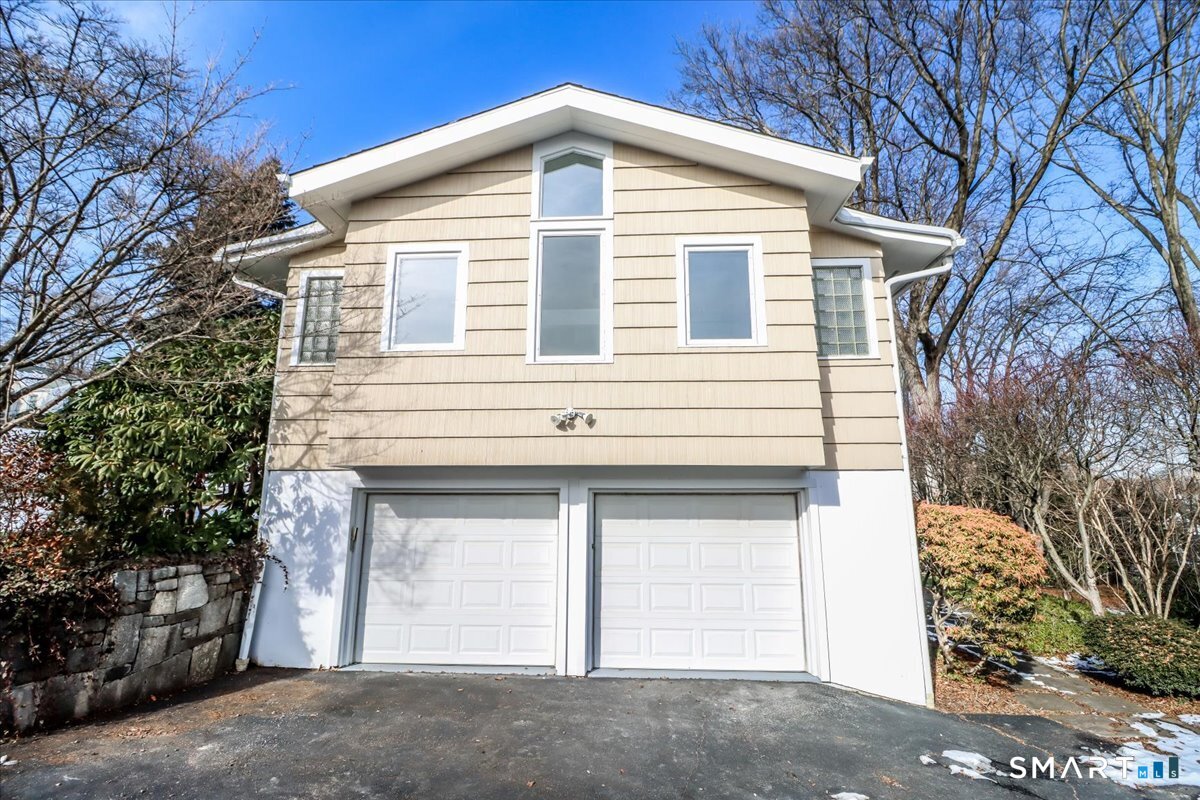 65 Bailey Road Fairfield, CT 06825 - Photo 38 of 40