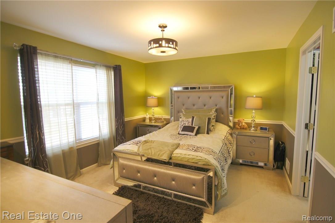 3046 Penn Court Rochester, MI 48307 - Photo 35 of 38 Penn Ct Bedroom 3.jpg