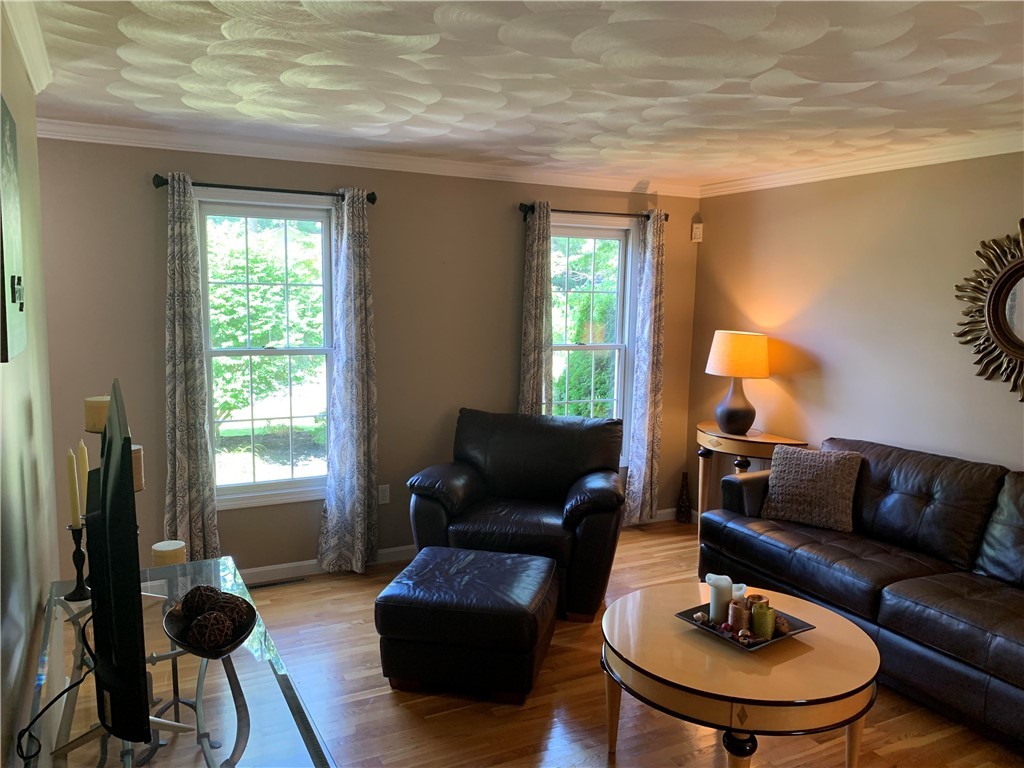 194 Council Rock Road Cranston, RI 02921 - Photo 13 of 21 Gallery Image 13