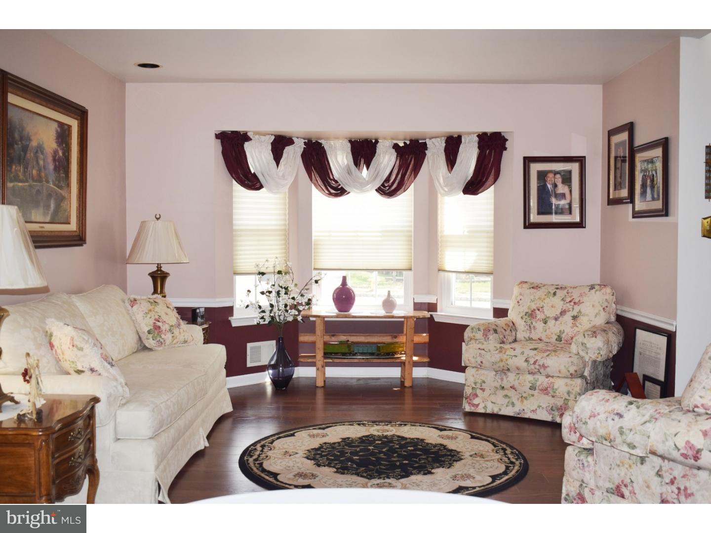 126 Cornflower Road Hamilton, NJ 08620 - Photo 4 of 25