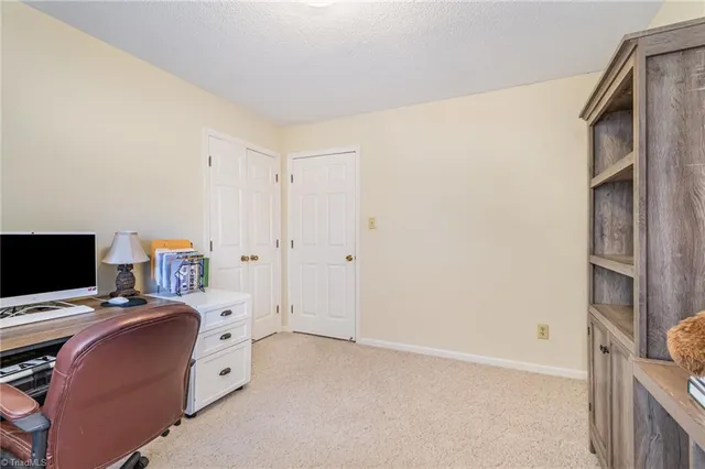 $299,999 | 1526 Regency Drive, Burlington, NC 27215