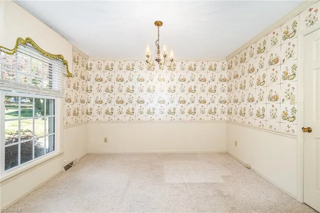 $299,999 | 1526 Regency Drive, Burlington, NC 27215