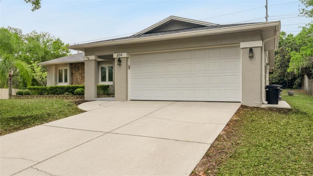 859 Benchwood Drive Winter Springs, FL 32708 - Photo 3 of 35 front view of a house