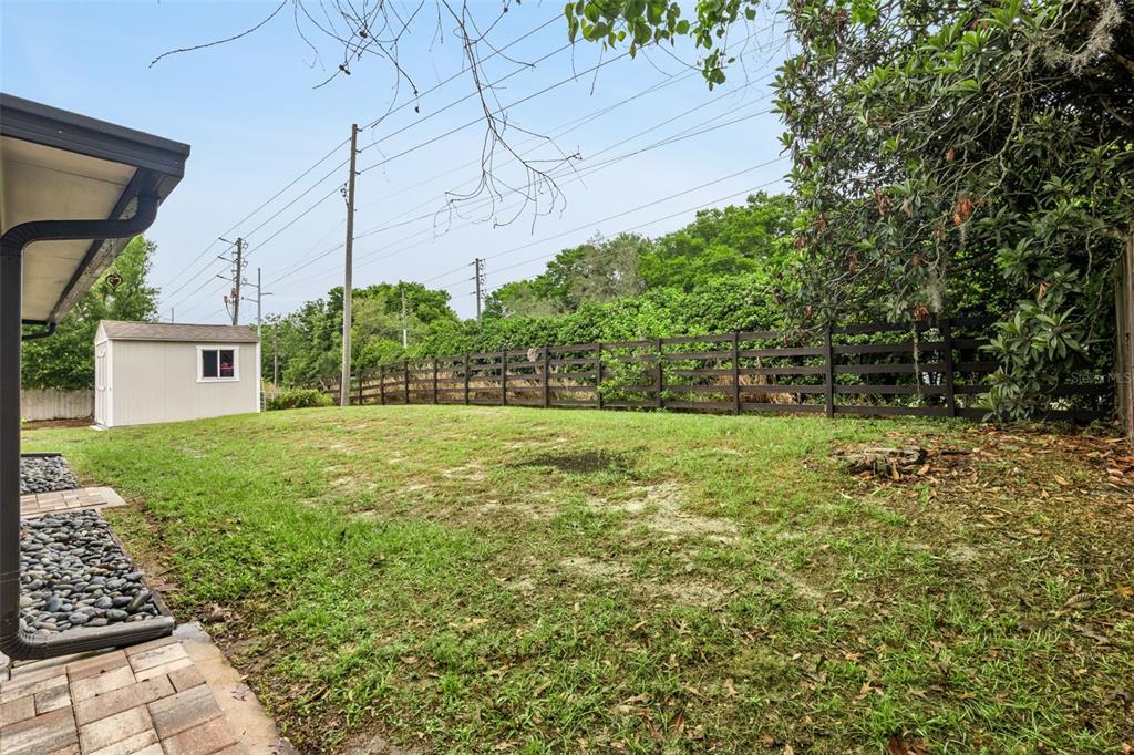 859 Benchwood Drive Winter Springs, FL 32708 - Photo 32 of 35 a view of a garden