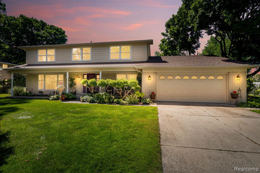 4248 Chicago Road Warren, MI 48092 - Photo 2 of 36