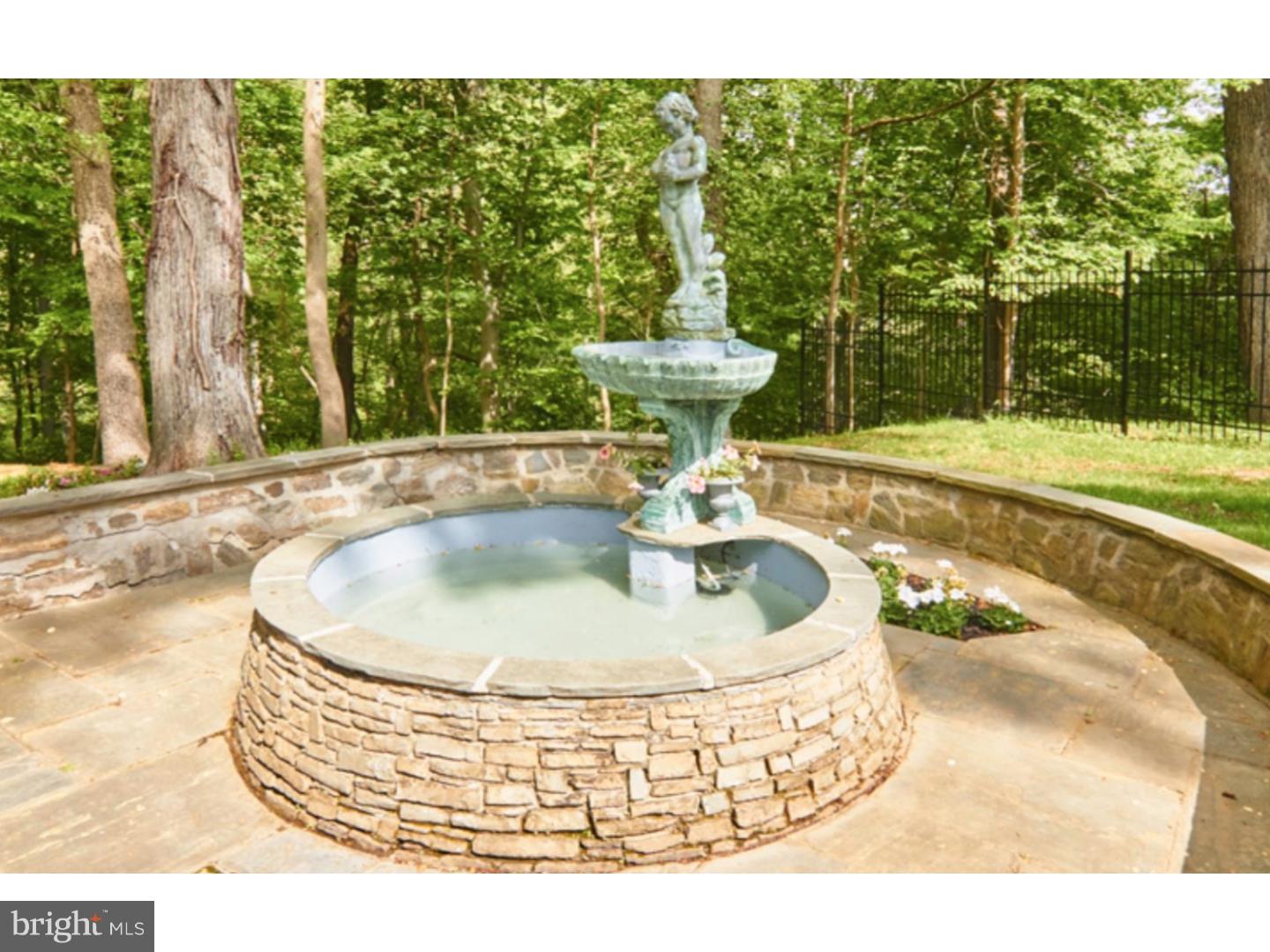 821 Colony Road Bryn Mawr, PA 19010 - Photo 19 of 21 Patio