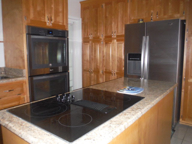 32515 Arbor Ridge Circle Lillian, AL 36549 - Photo 2 of 40 Stove top