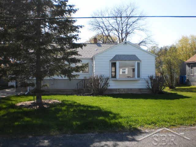 4122 Pineport Road Bridgeport, MI 48722 - Photo 7 of 8 20036135-6.JPG