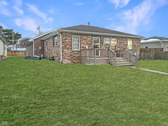 $270,000 | 821 North East Street, Tipton, IN 46072