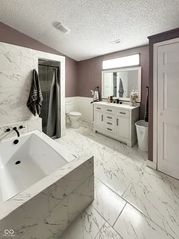 $270,000 | 821 North East Street, Tipton, IN 46072