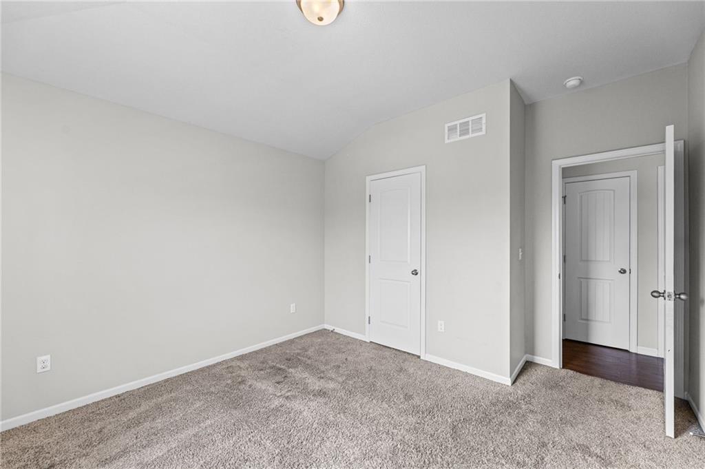 17188 South Kill Creek Road Gardner, KS 66030 - Photo 19 of 35