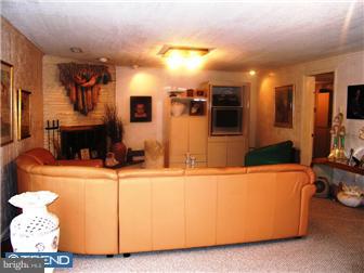 1904 Cobden Road Glenside, PA 19038 - Photo 6 of 12 Family Room