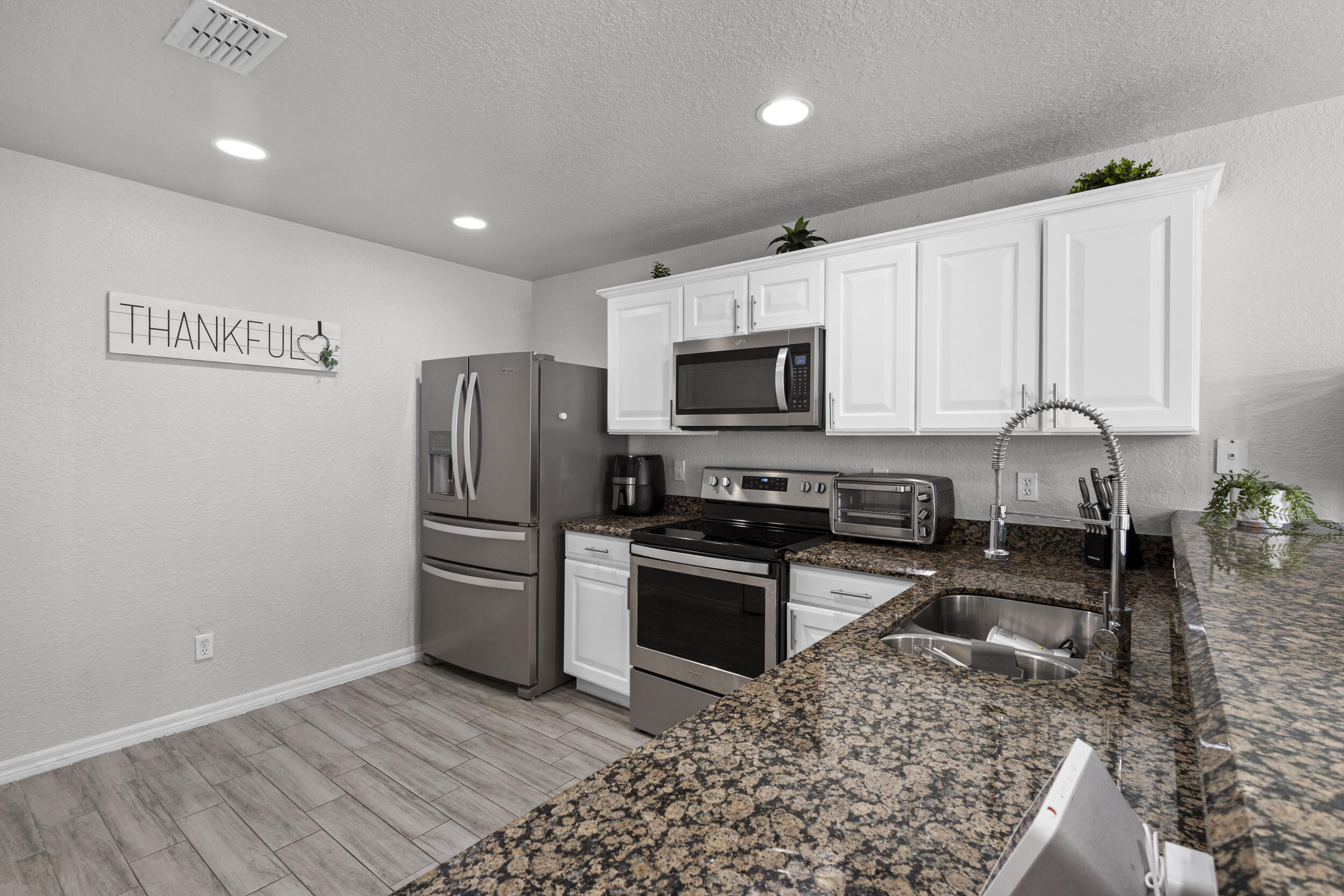 2250 Rockport Road Port St. Lucie, FL 34953 - Photo 8 of 43 18_18