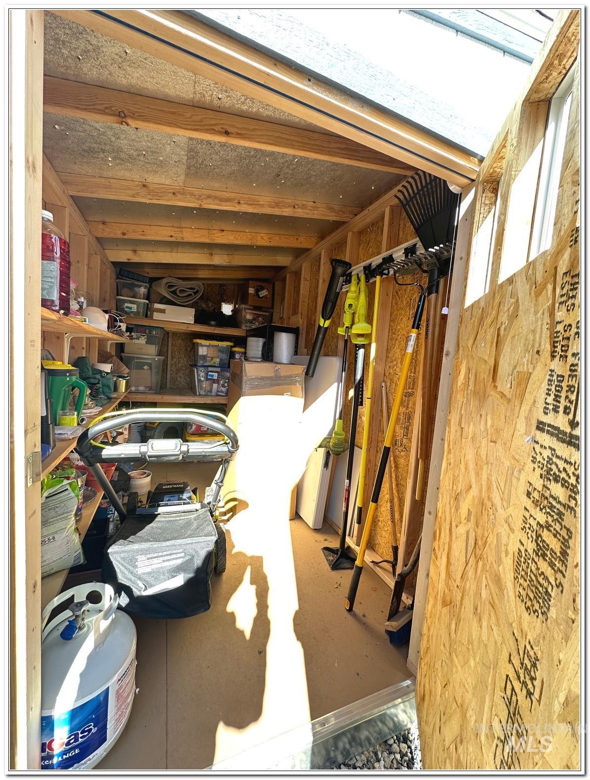 9687 West Arnold Road Boise, ID 83714 - Photo 44 of 49 View of storage room