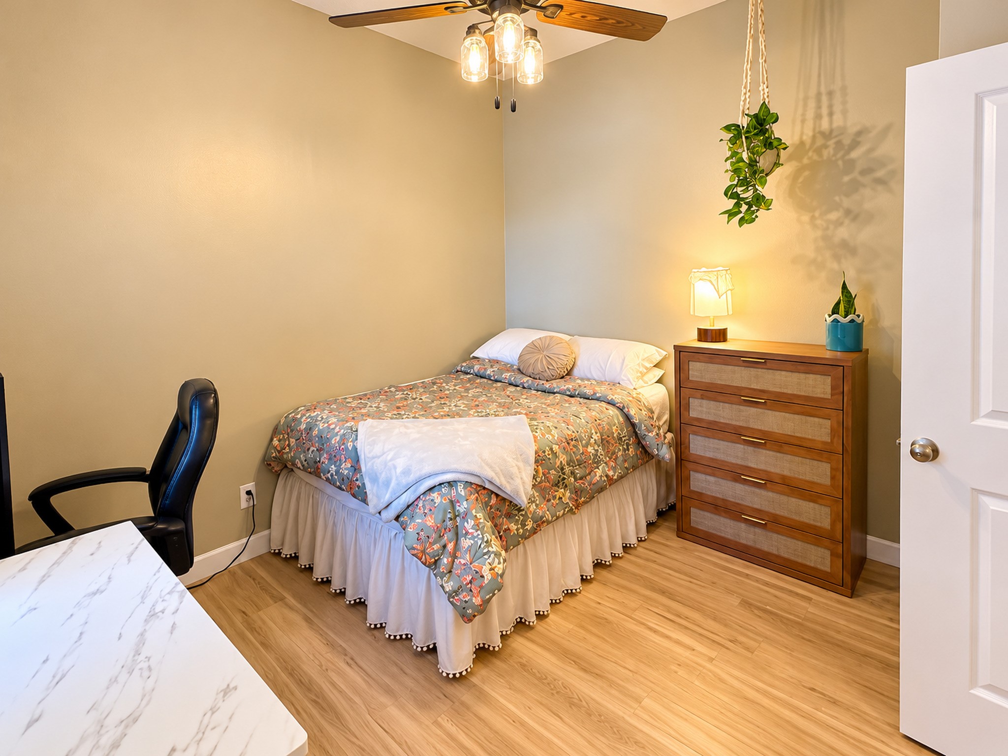 17040 West Fm 1097 Road, Unit 4103 Montgomery, TX 77356 - Photo 18 of 40 flexible room shown as a bedroom but can also be a workspace.