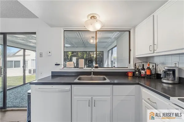 $419,000 | 21 Celtis Plaza, Unit 21B, Monroe Township, NJ 08831